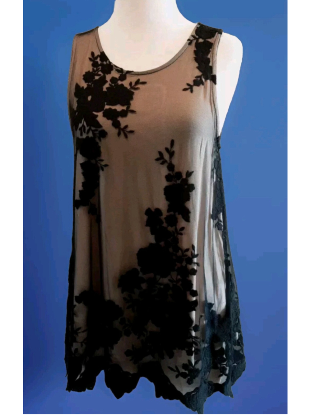 SUNDANCE-Black Embroidered Overlay Mesh Top Lavish Floral Swags Flared Hem Sz XS